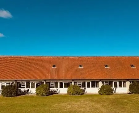 Strandhotel Ξενοδοχείο *