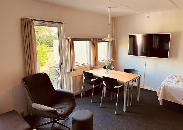 Strandhotel Ξενοδοχείο Karrebæksminde